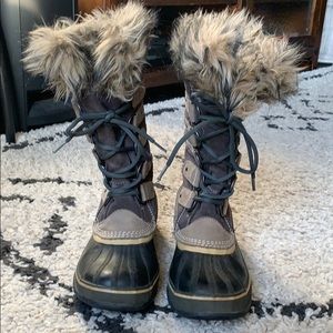 Sorel Joan of Arctic winter boots